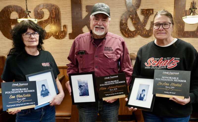 Years roll by for loyal truck stop employees